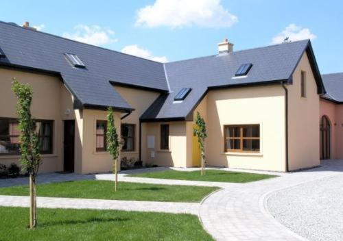 Eclipse Holiday Homes & Adventure Centre Кенмар Экстерьер фото