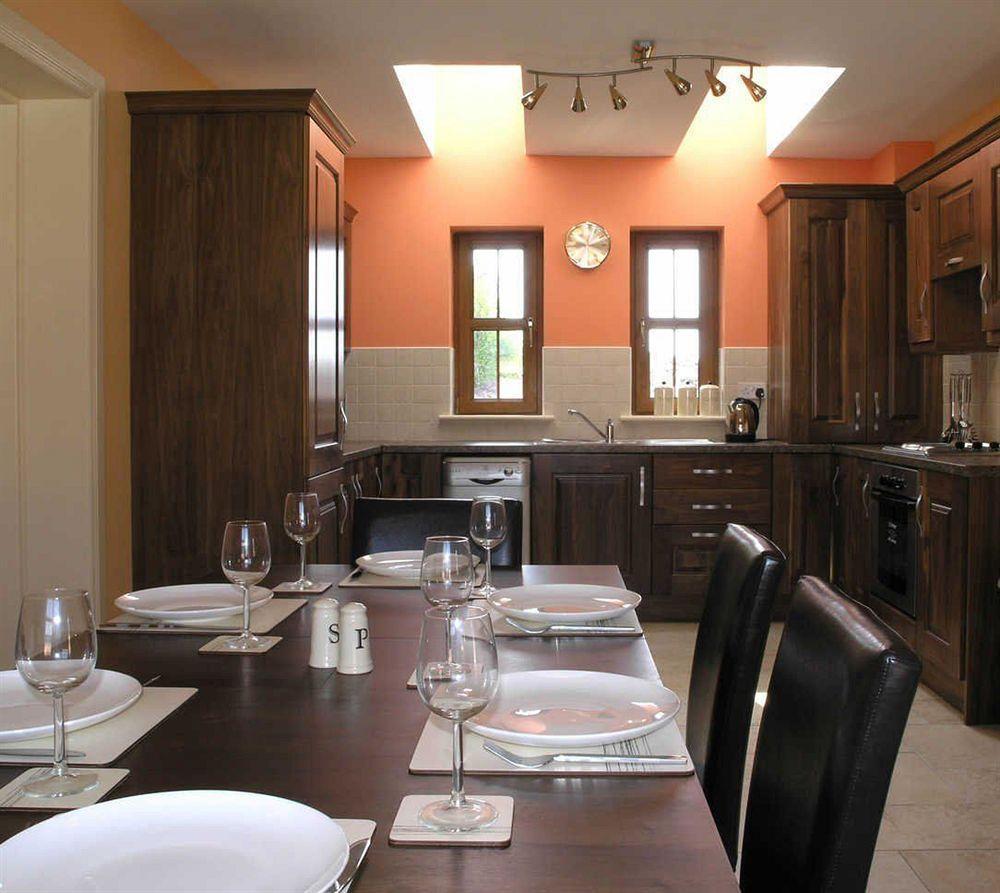 Eclipse Holiday Homes & Adventure Centre Кенмар Экстерьер фото